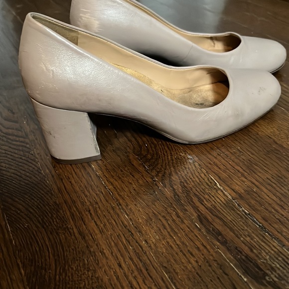 Naturalizer heels - Picture 2 of 3